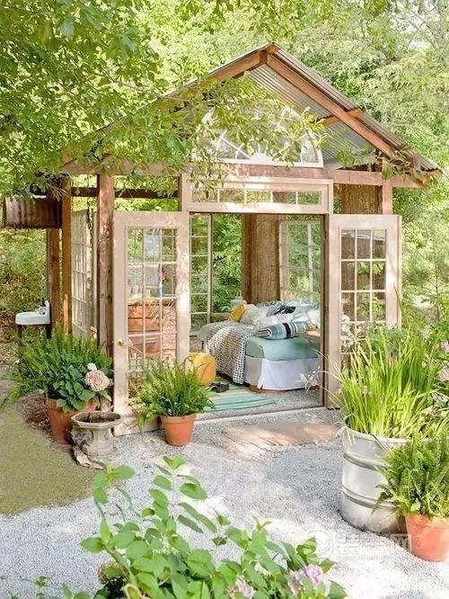 花园式小木屋装修效果图